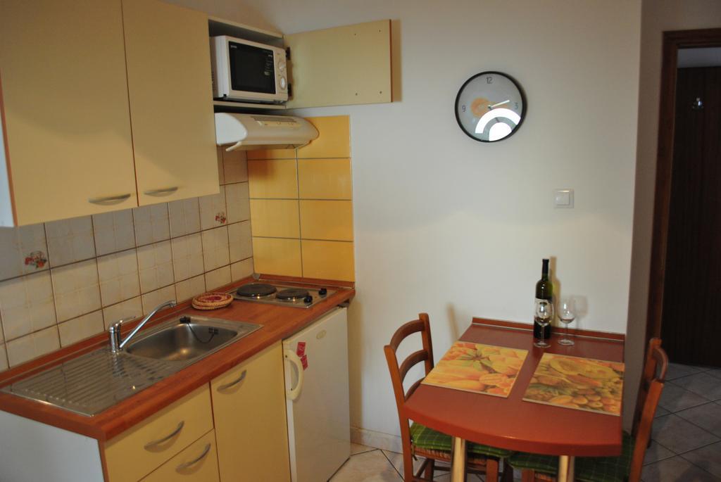 Apartment Dragun بولا الغرفة الصورة